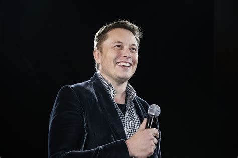 Elon Musk Reddit AMA: SpaceX CEO Talks Warcraft, Mars Spacesuit Design Falcon 9 And Showering