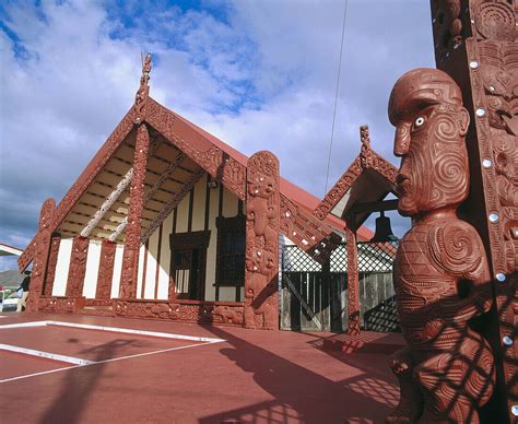 Ohinemutu Maori village, Rotorua. North … – License image – 70090115 lookphotos