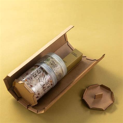 Secondary Packaging Creative