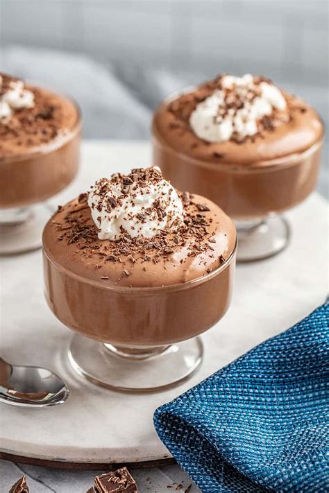 5 substances chocolate mousse thestayathomechef.com - Better Weight Loss