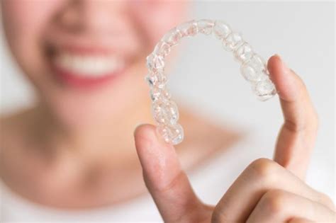 Keeping Your Invisalign Clean: 5 Key Tips | Mental Itch