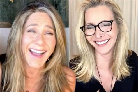 Jennifer Aniston, Lisa Kudrow dish on 'Friends' reunion