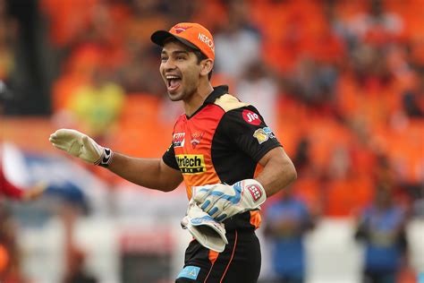 IPL 10: Sunrisers Hyderabad’s continued selection of Naman Ojha is puzzling