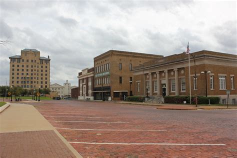 Marshall, Texas | A street adjacent to the courthouse in dow… | Flickr