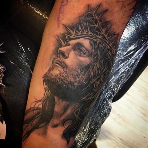 Tendance Tattoo : 125+ idées de tatouage de Jésus qui font que tout le monde aille à Alléluia ...