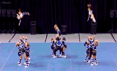 Cheerleading GIF - Find & Share on GIPHY