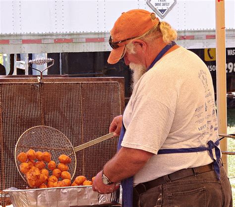 warren quahog festival.. a few pics... - PentaxForums.com