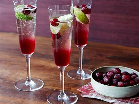 Cranberry Champagne Cocktail | Recipe | Champagne recipes cocktails ...