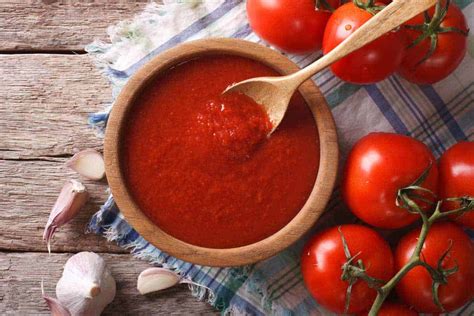 How to Make Homemade Tomato Sauce Recipe