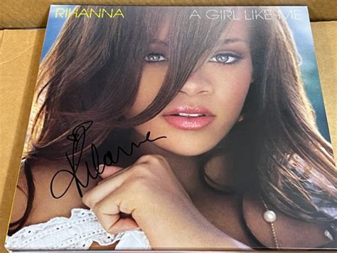 RIHANNA Signed Autographed A Girl Like Me Record Album LP - Etsy