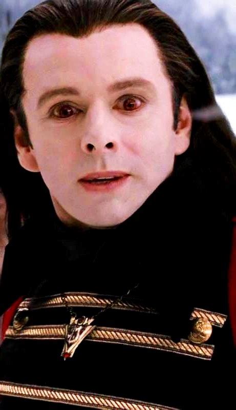 9x detail Aro Volturi Breaking Dawn part 2 :: Volturi