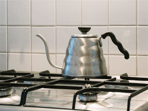 Kettle | Kettle for pour-over coffee on a stovetop. | Daniel Foster | Flickr