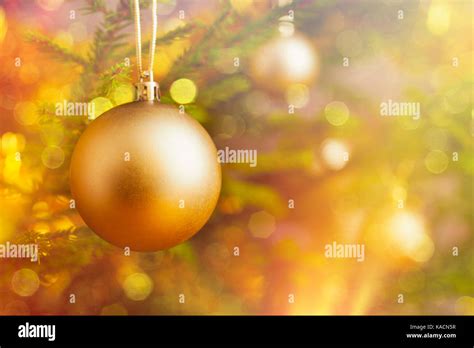 Christmas tree decoration hi-res stock photography and images - Alamy