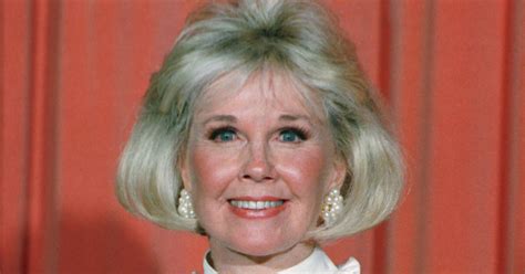 Doris Day has died; "Que Sera Sera" singer and iconic Hollywood movie ...