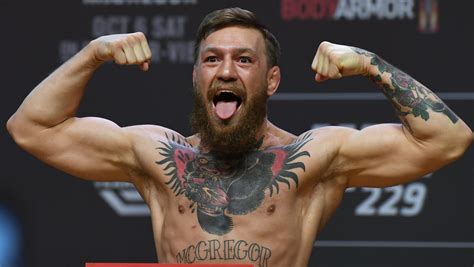 Conor McGregor Racial Comments on Mayweather's MMA Debut