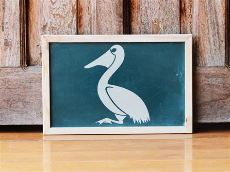 Pelican Stencil - Art and Wall Stencil - Stencil Giant