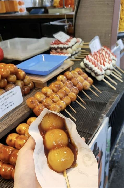 mochi dango | Japanese street food, Japan street food, Japan food