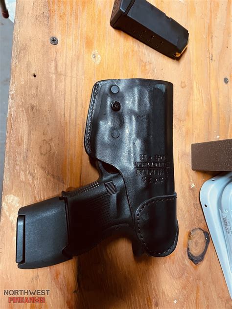 Gen 5 Glock 26 w/ holster | Northwest Firearms