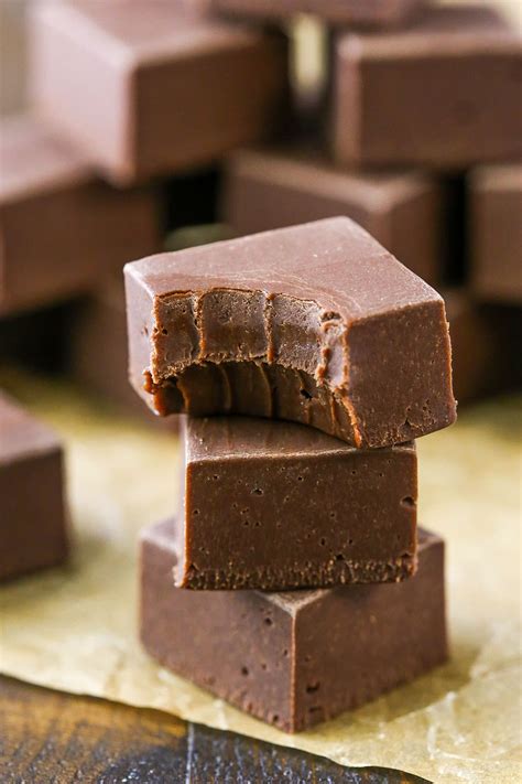 3 Ingredient Chocolate Fudge Recipe | How to Make Fudge