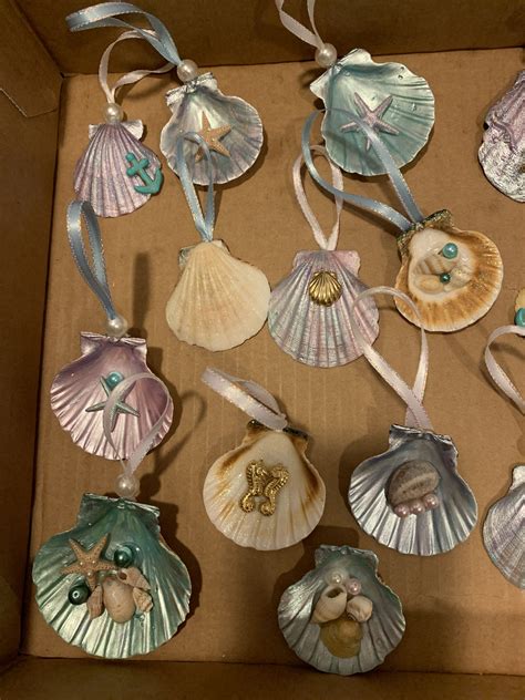 Pin by Debbie Handy on Beachy Christmas | Seashell crafts, Shell crafts, Christmas crafts