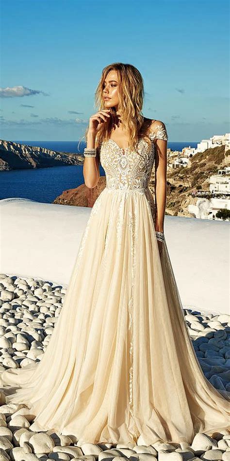 15 Sweet Ivory Wedding Dresses: Must Have For Brides