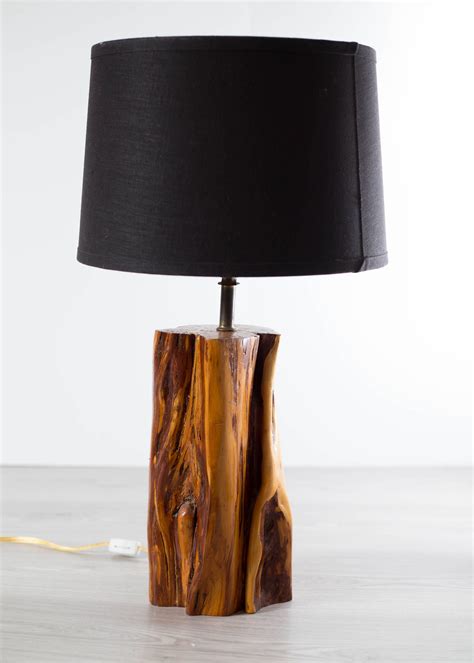 wood stump lamp | Abajur de madeira, Lustre de madeira, Lustres rusticos