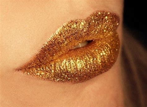 Golden Lips | Glitter lips, Gold lips, Eye makeup