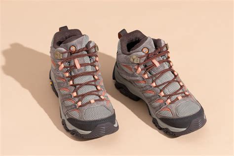 What Is Extra Loop In Merrell Hiking Boots? - Shoe Effect