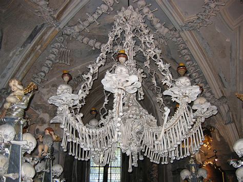 The Sedlec Ossuary - The Art of Human Remains ~ Kuriositas