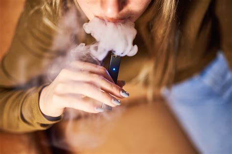 Juul boosted: Study establishes e-cigarettes as effective smoking ...