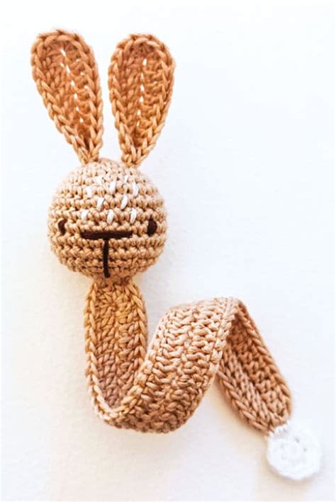 Simple Crochet Bunny Bookmark Free PDF Amigurumi Pattern - Lovelycraft