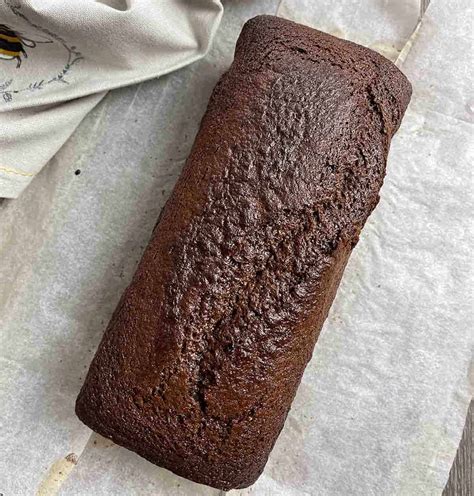 Sticky Ginger Loaf Cake - Great British Recipes