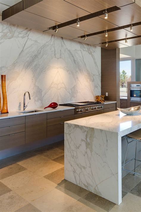 31+ ( Luxury ) Calacatta Gold Marble Backsplash & Countertop Ideas ...