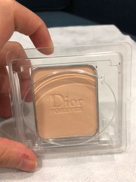 Dior Forever foundation Powder- 020, Beauty & Personal Care, Face, Makeup on Carousell