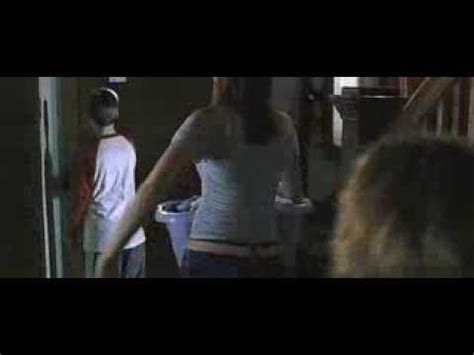 Running Scared- Trailer - YouTube