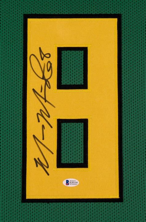 Marcus Mariota Autographed Signed Oregon Ducks Framed Jersey BECKETT