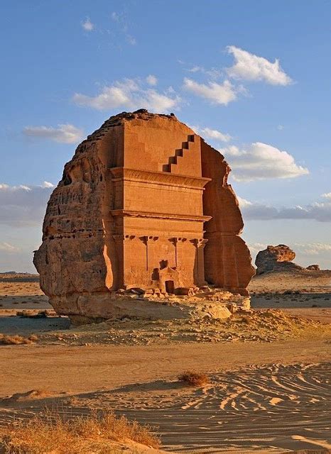 Qasr al-Farid - A Lonely Castle | Natural landmarks, Ancient ruins ...