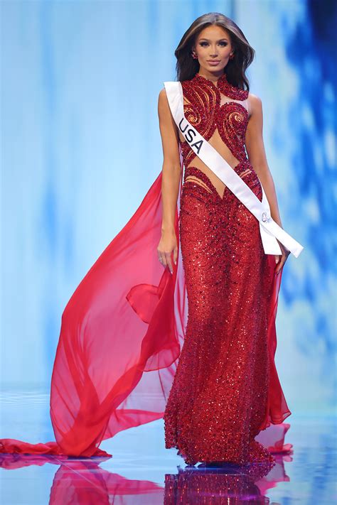 Miss USA Noelia Voigt Wears Landmarks Costume at Miss Universe 2023