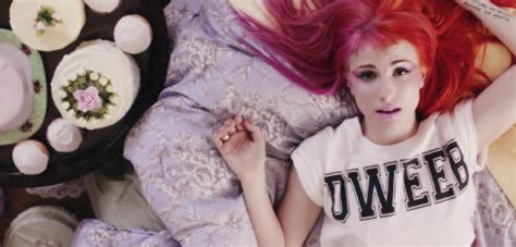 Drop a Dookie: Paramore - Still Into You [OFFICIAL MUSIC VIDEO]