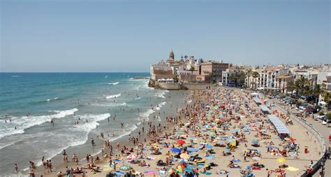 The 17 beaches of Sitges: a practical beach guide | Spain Holiday