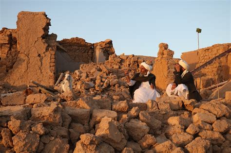 Death toll from western Afghanistan earthquakes rises to over 2,000 ...