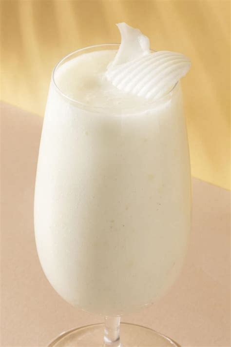 Coconut Milk Smoothie- Just 3 ingredients! - The Big Man's World