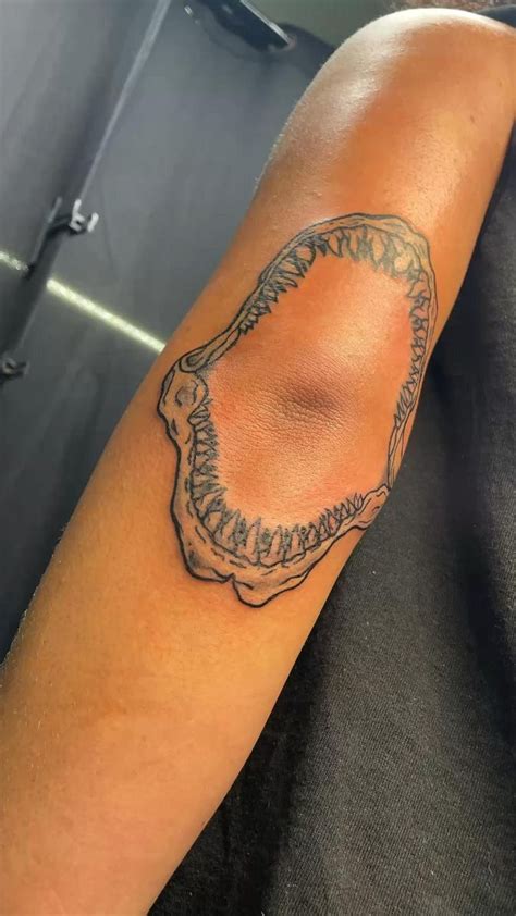 shark jaw bone tat | Earthy tattoos, Knee tattoo, Dope tattoos