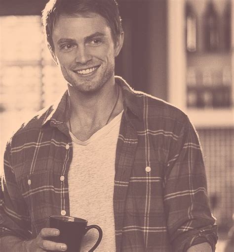 wade kinsella on Tumblr | Wade kinsella, Wilson bethel, Hart of dixie wade