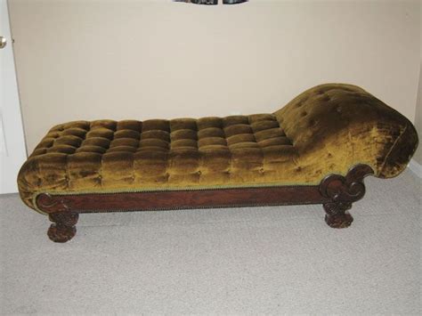 1860's Antique Victorian Fainting Couch Chaise | Fainting couch ...