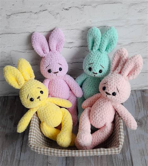 Soft bunny amigurumi plush pattern | Amiguroom Toys