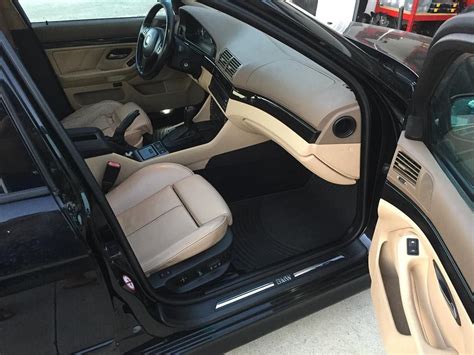 BMW E39 touring camel interior with black carpet | Bmw e39, Bmw e39 touring, Bmw wagon