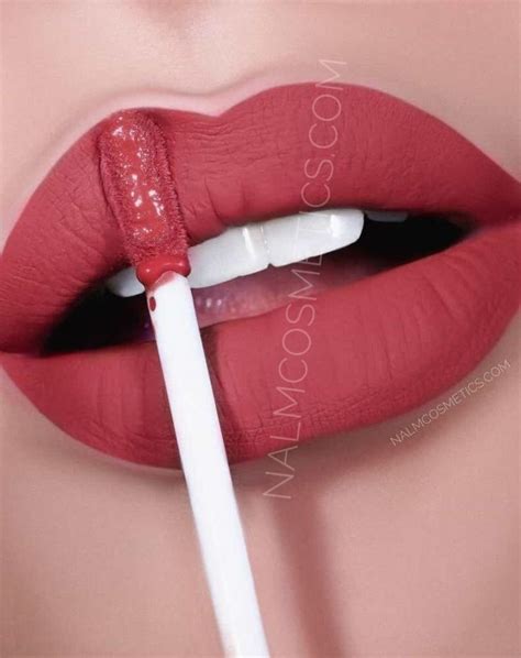 Rouge Matte Liquid Lipstick (med bilder)