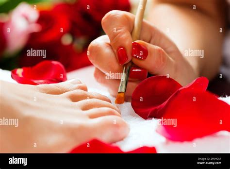 Pedicure spa chair hi-res stock photography and images - Alamy