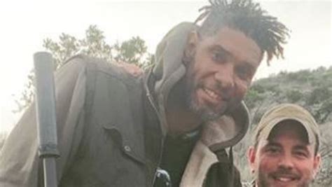 LOOK: Tim Duncan is quite the outdoorsman. Goes hunting in Texas | WOAI